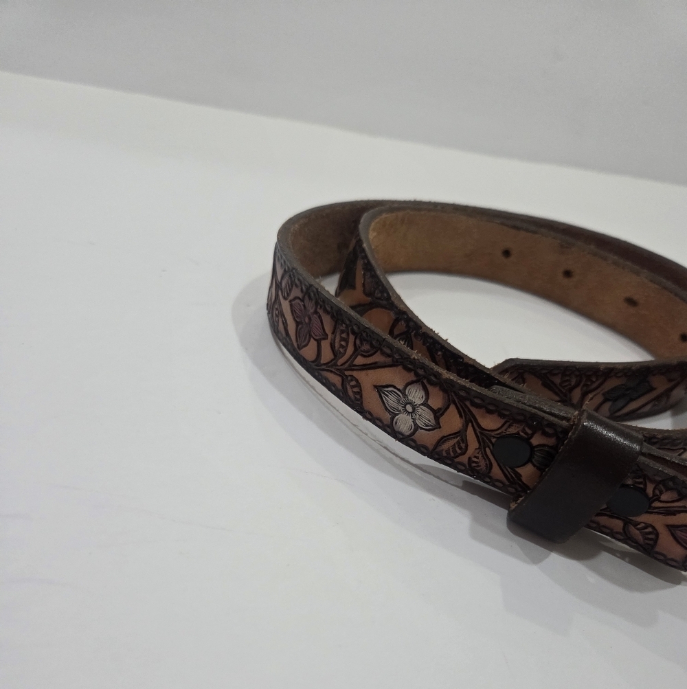 Emma Lee Brown Floral Cowhide Leather Women’s Belt with Silver Buckle Sz.28 - Picture 2 of 9